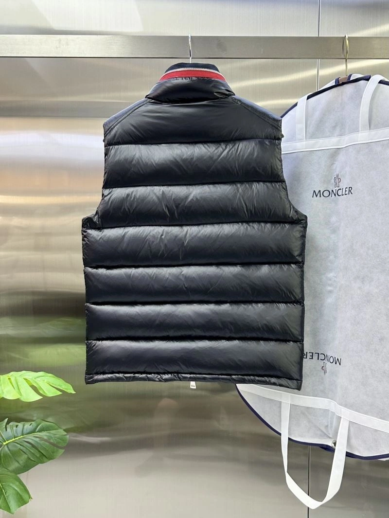 Moncler Down Jackets Original 144366