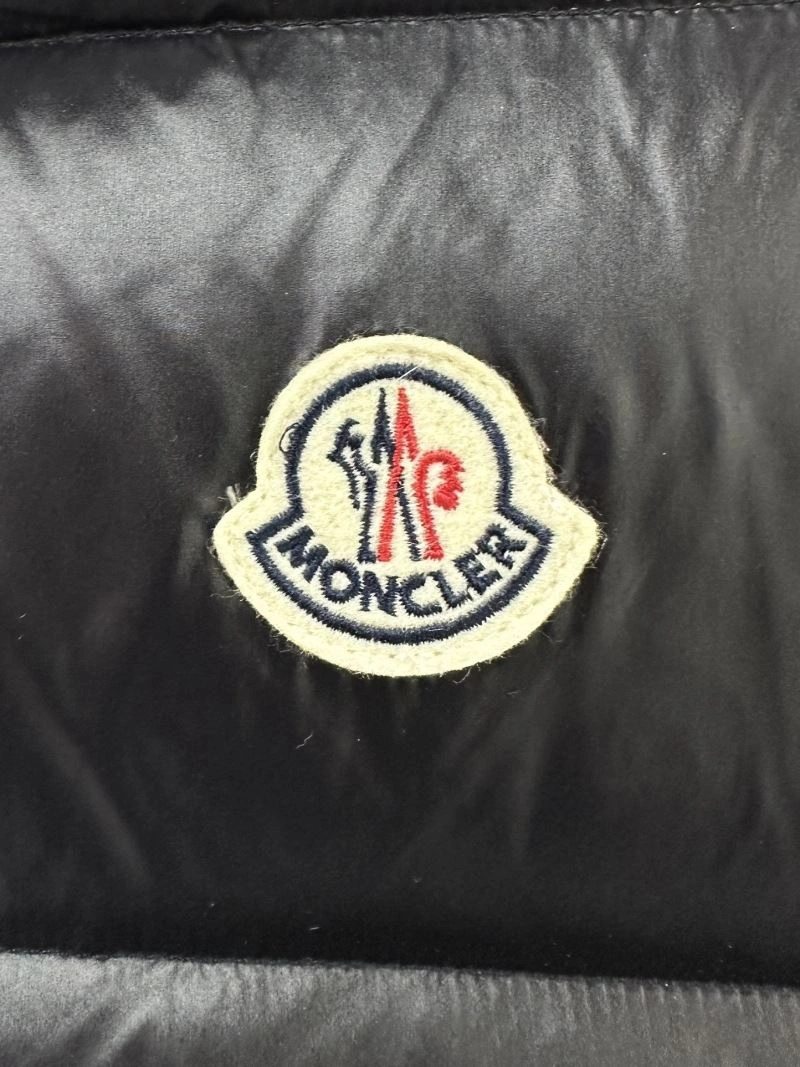 Moncler Down Jackets Original 144366