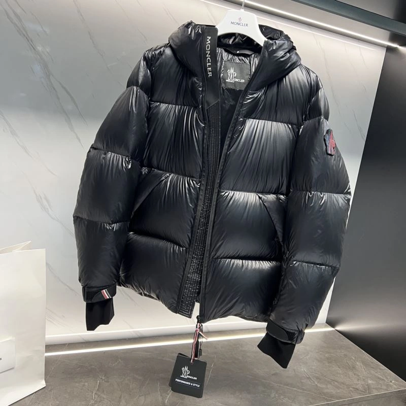 Moncler Down Jackets Youthful 144344