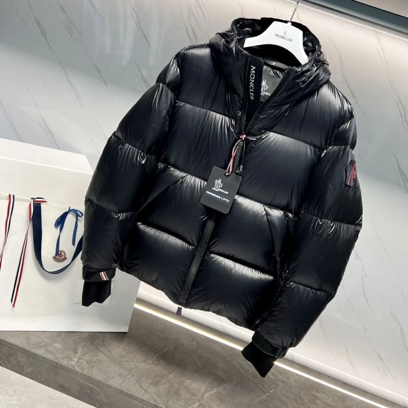 Moncler Down Jackets Youthful 144344