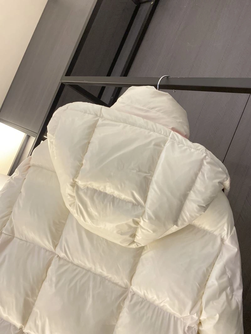 Moncler Down Jackets Original 144355