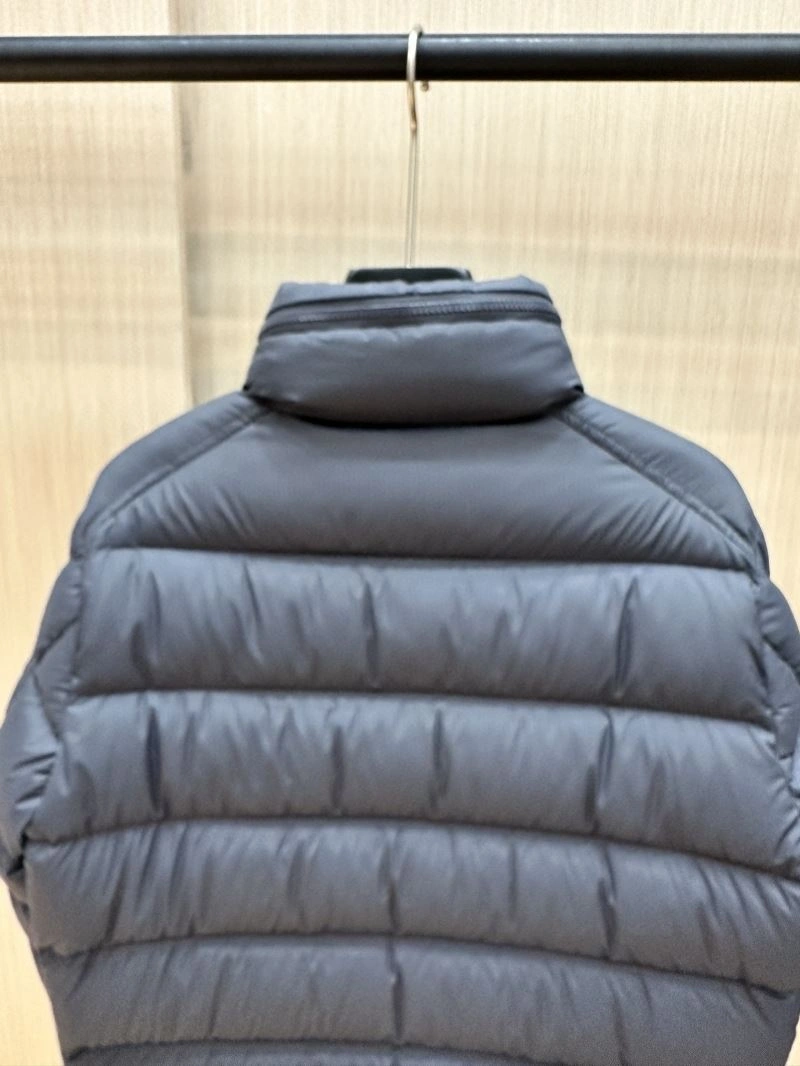 Affordable Moncler Down Jackets 144348