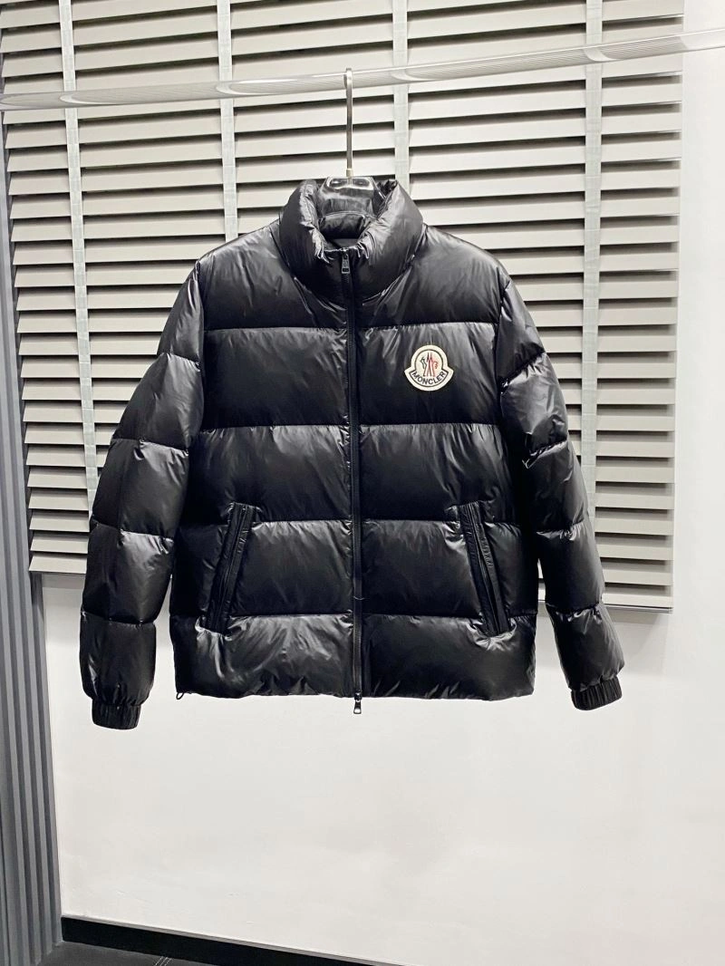 Moncler Down Jackets Flexible 144341