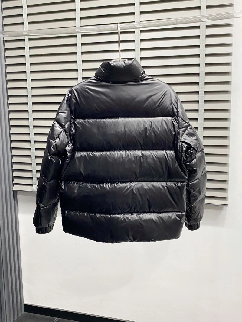 Moncler Down Jackets Flexible 144341
