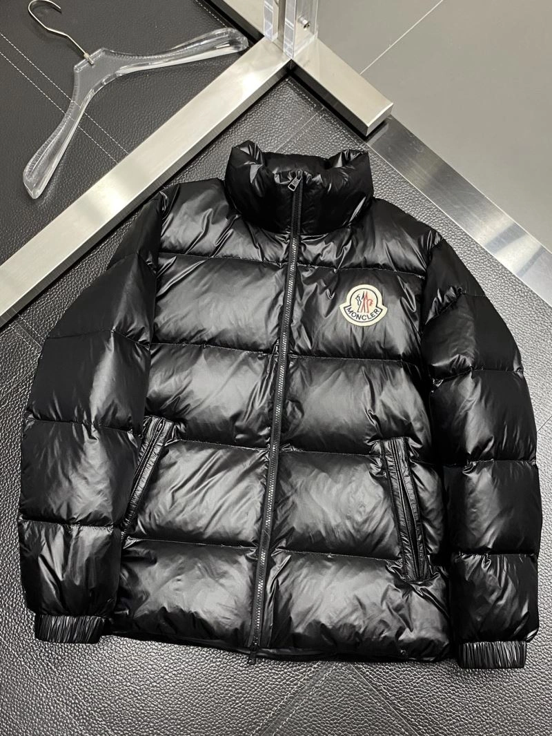 Moncler Down Jackets Flexible 144341