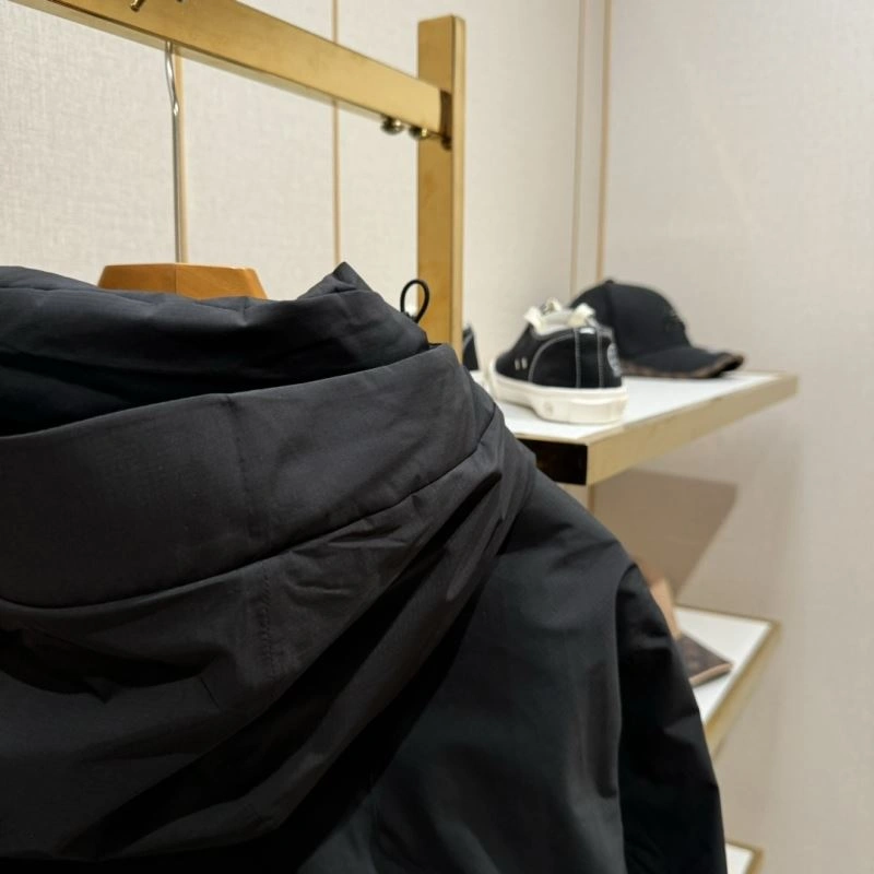 Moncler Down Jackets Colorful 144363