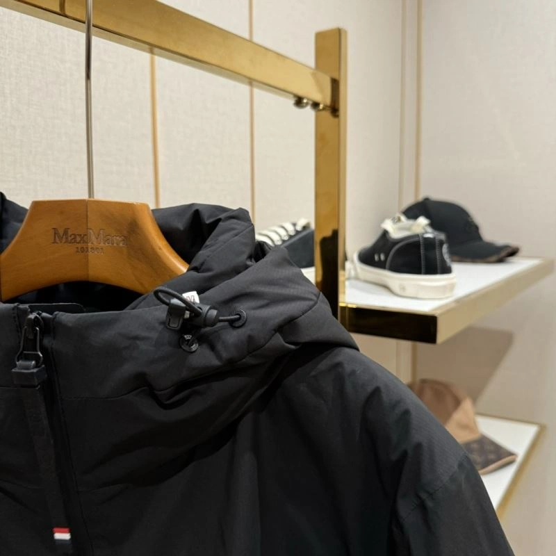 Moncler Down Jackets Colorful 144363