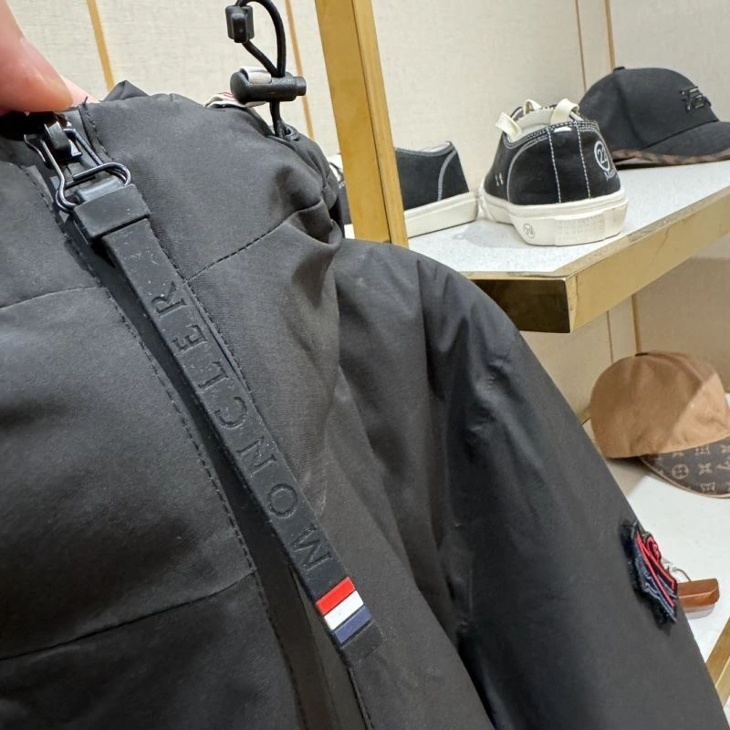 Moncler Down Jackets Colorful 144363