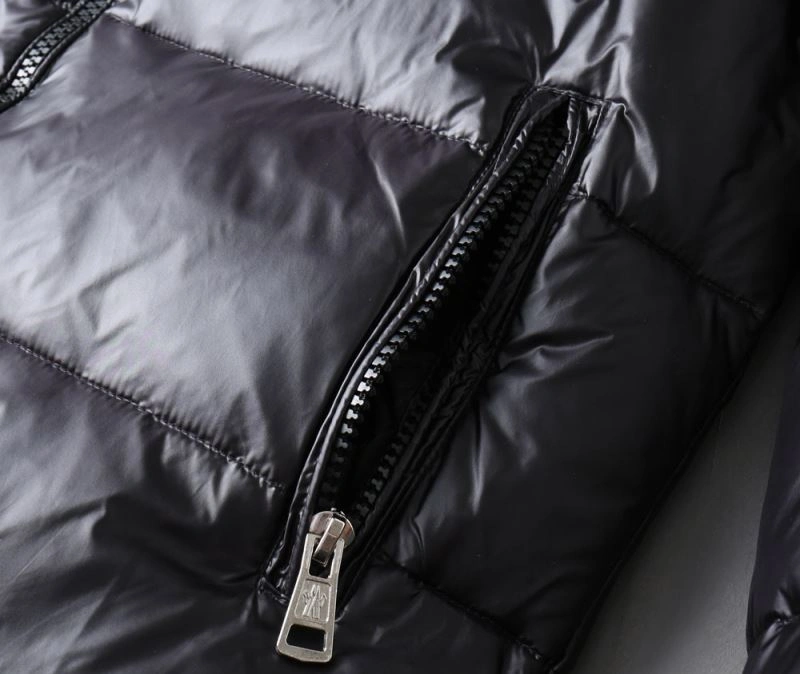 Moncler Down Jackets Lightweight 144359