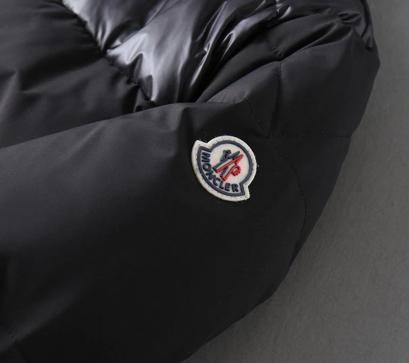 Cozy Moncler Down Jackets 144370