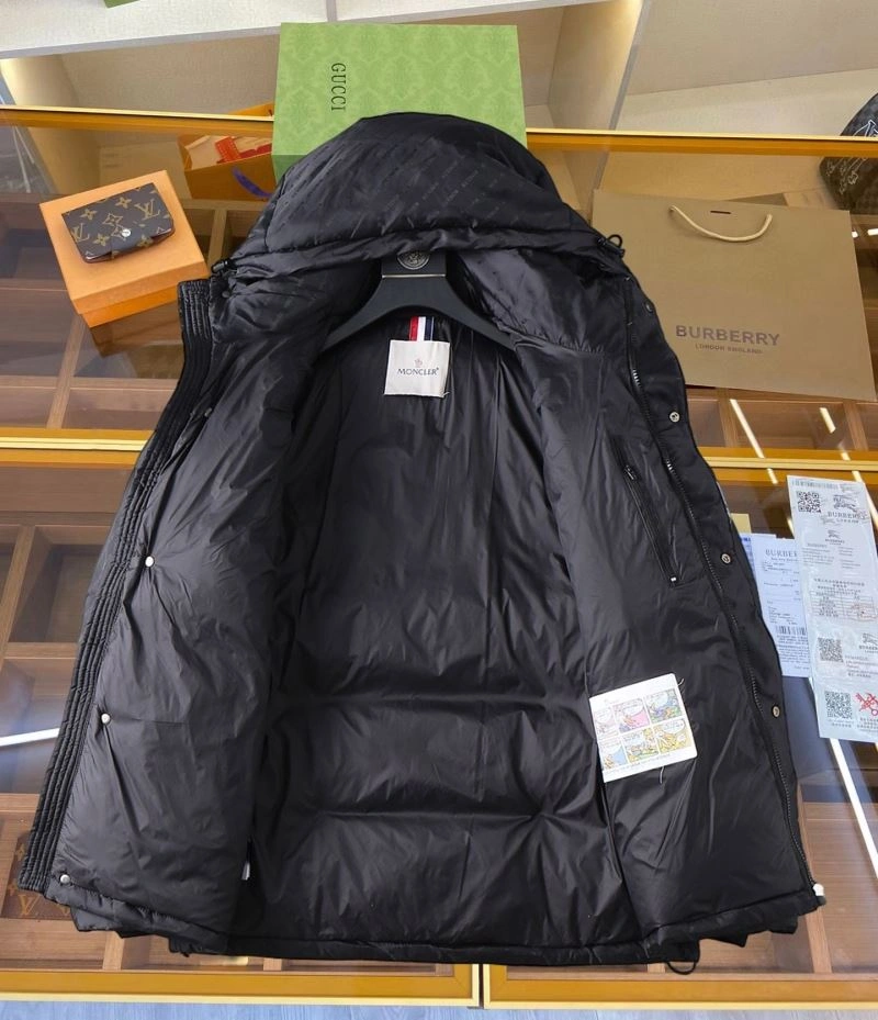 Moncler Down Jackets Comfortable 144368