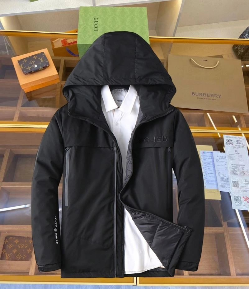 Lightweight Moncler Down Jackets 144352