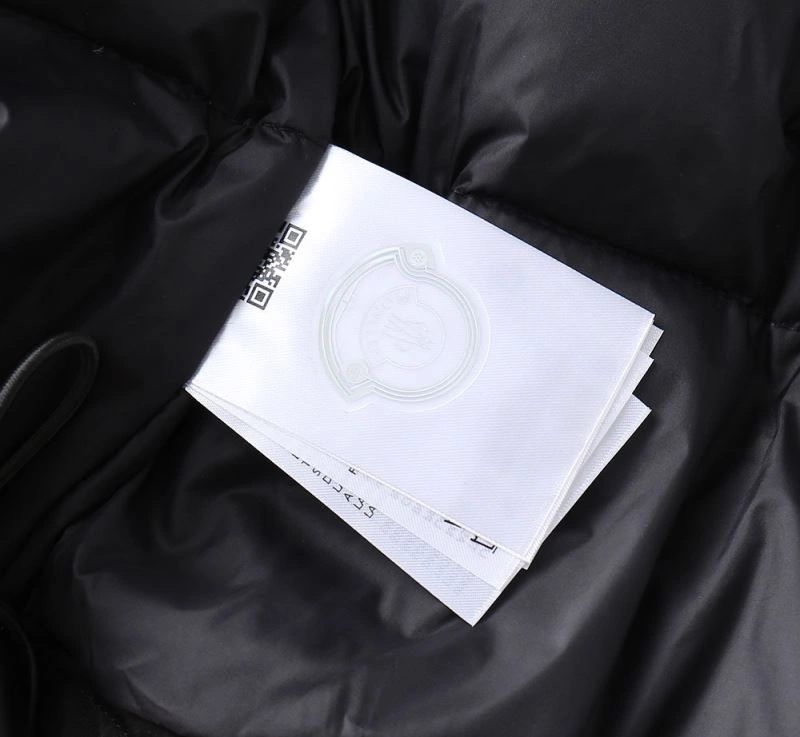 Lightweight Moncler Down Jackets 144352