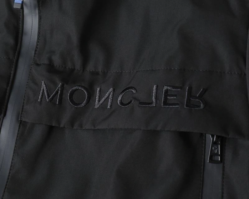 Lightweight Moncler Down Jackets 144352