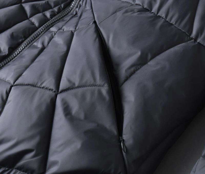 Flexible Moncler Down Jackets 144361