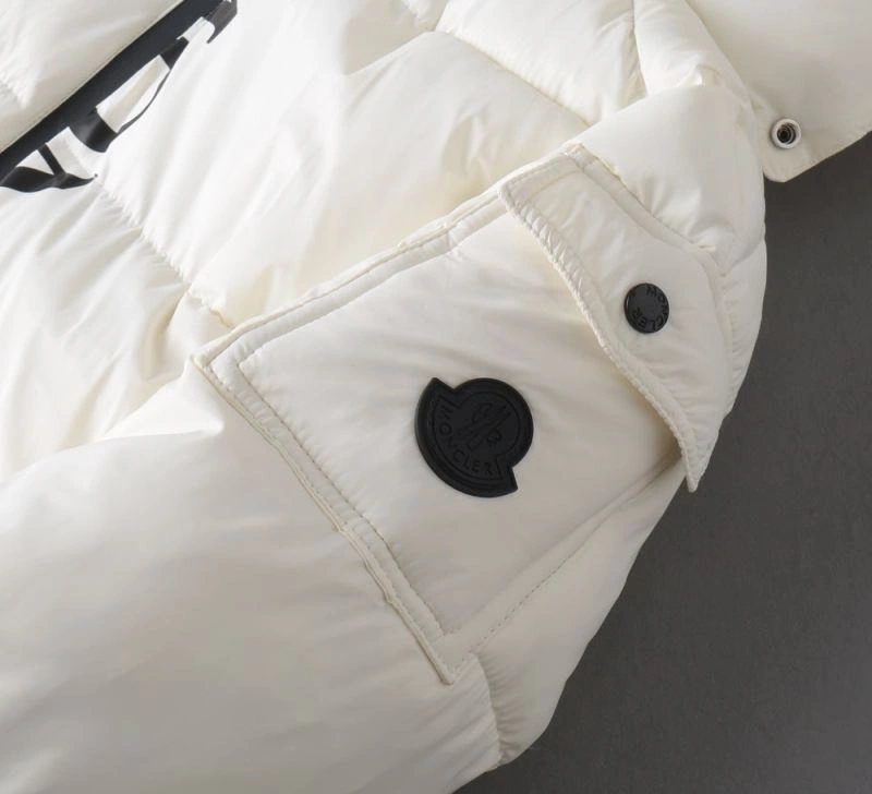 MultiPurpose Moncler Down Jackets 144343