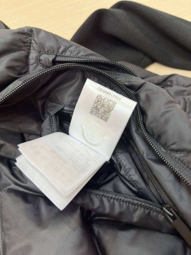 Moncler Down Jackets EasyCare 144337