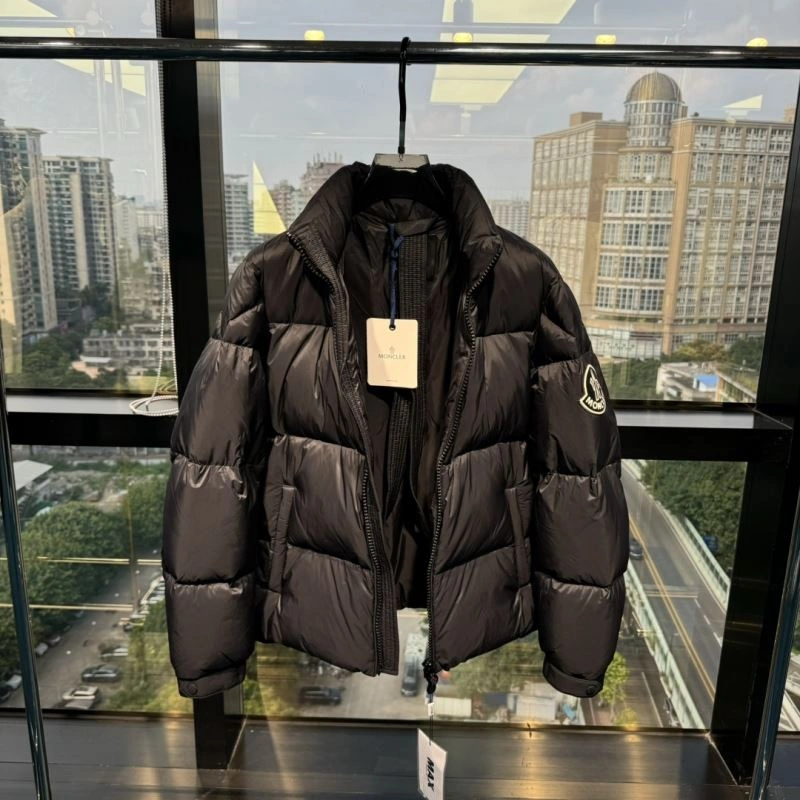 Moncler Down Jackets SunProtective 144336