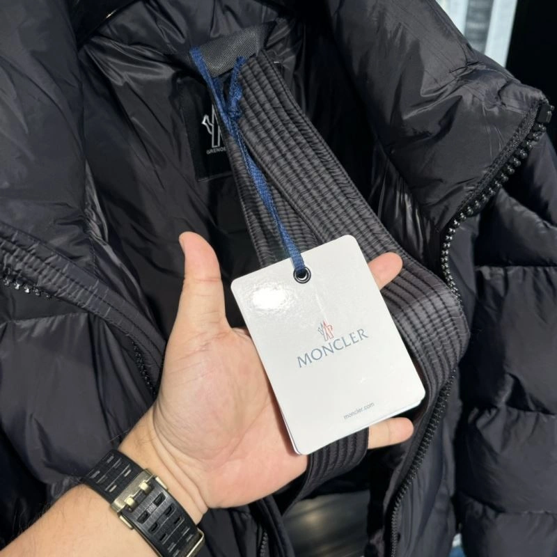 Moncler Down Jackets SunProtective 144336