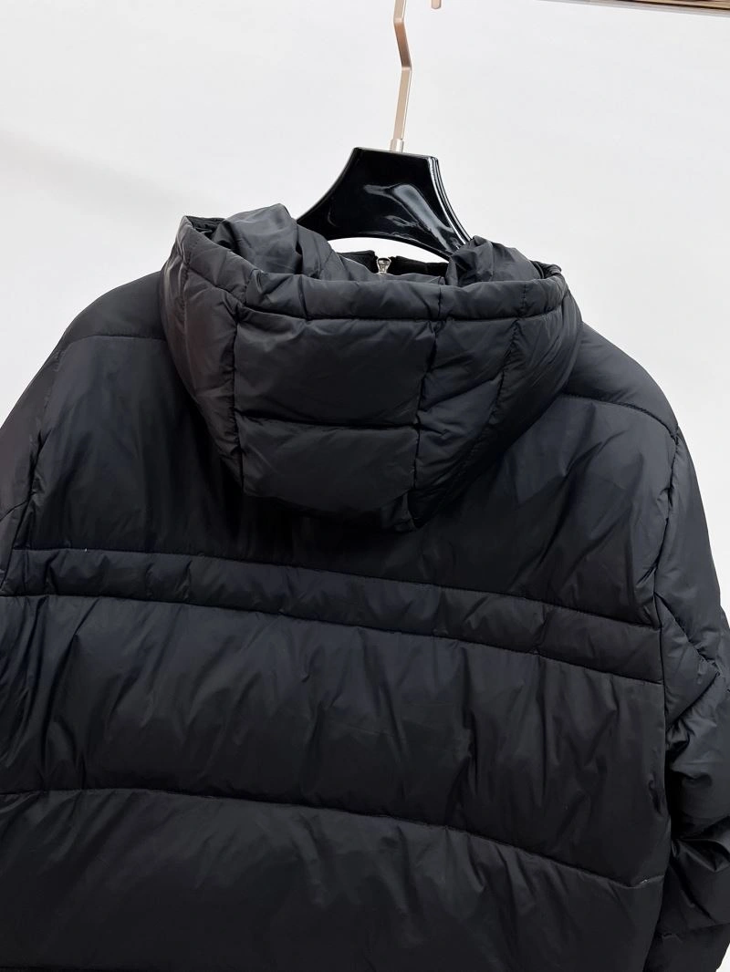 Moncler Down Jackets Bright 144331