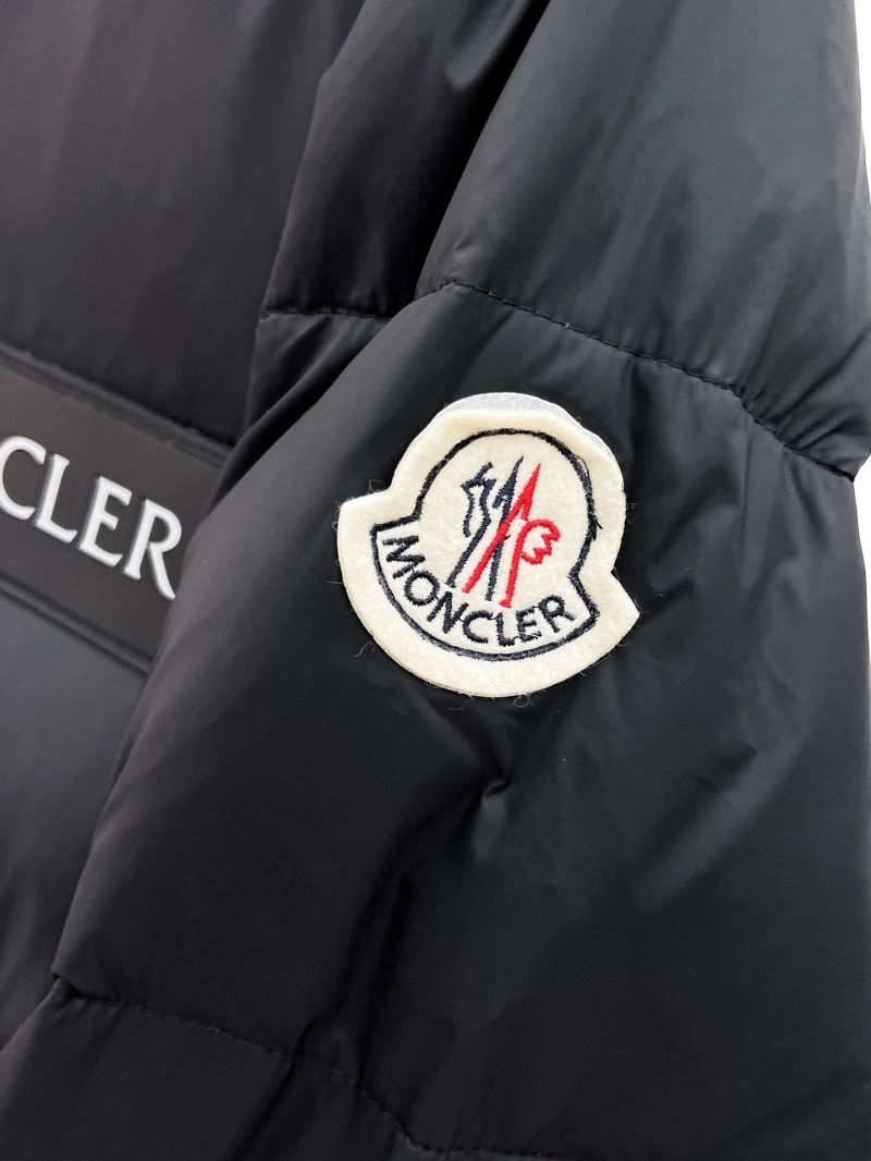 Moncler Down Jackets Bright 144331