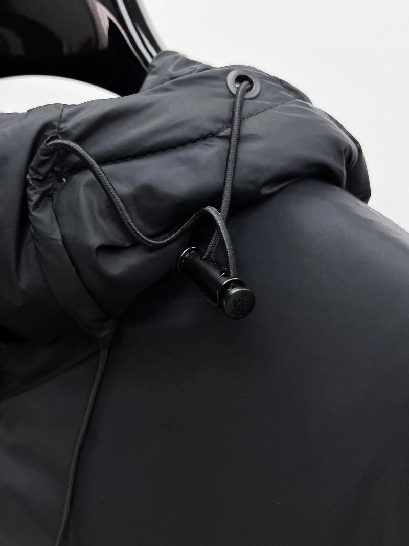 Moncler Down Jackets Bright 144331