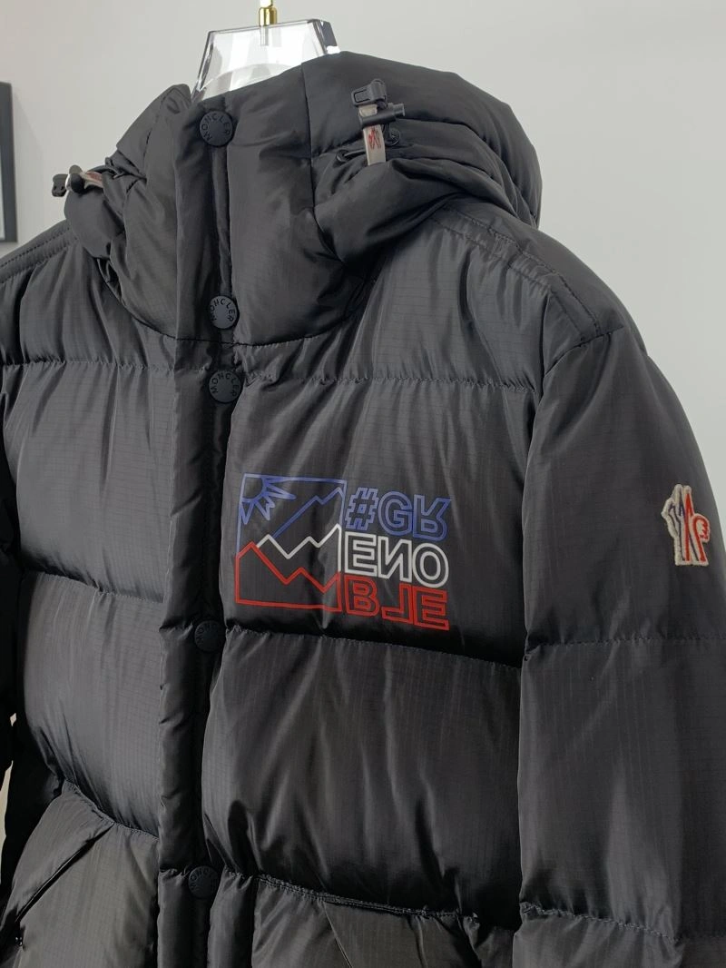 Moncler Down Jackets Fashionable 144329