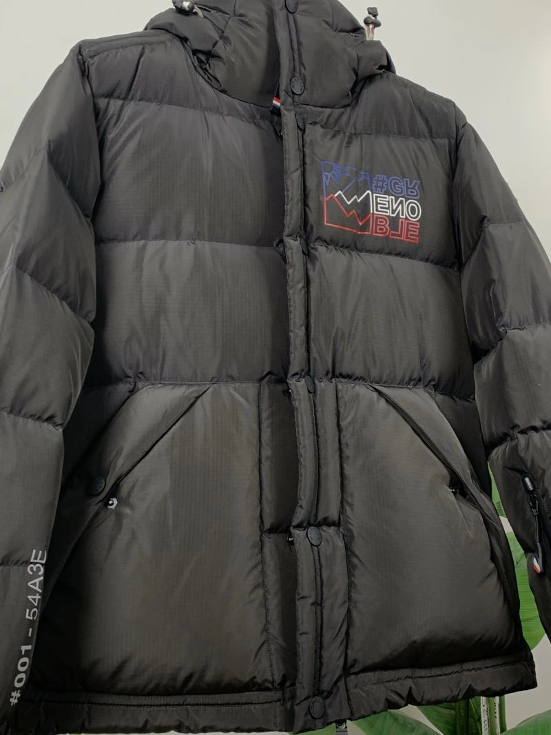 Moncler Down Jackets Fashionable 144329