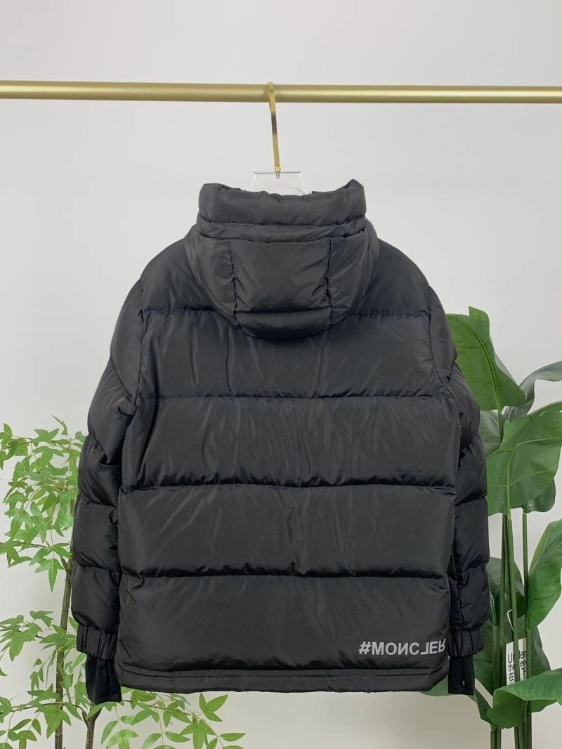Moncler Down Jackets Fashionable 144329