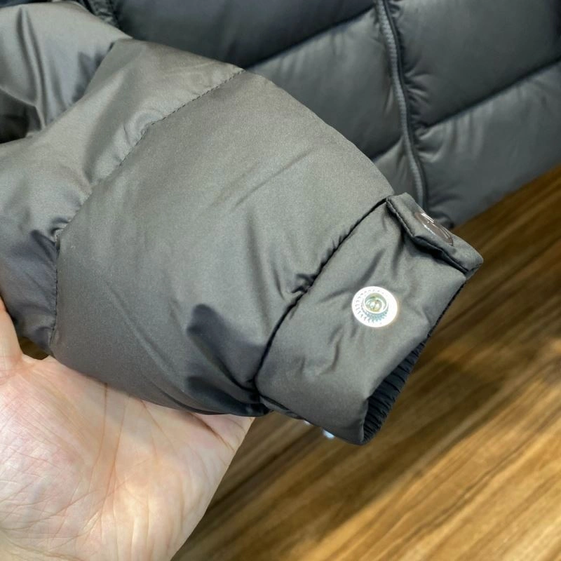 Supportive Moncler Down Jackets 139513