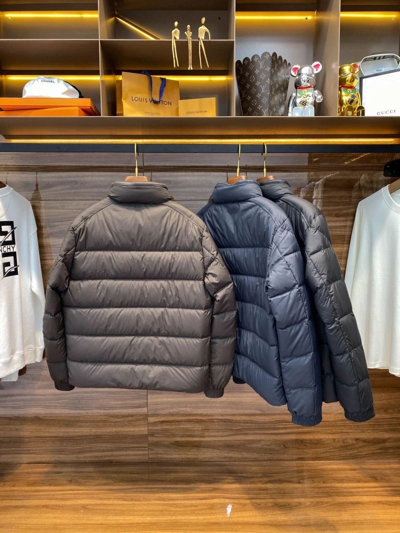 Supportive Moncler Down Jackets 139513