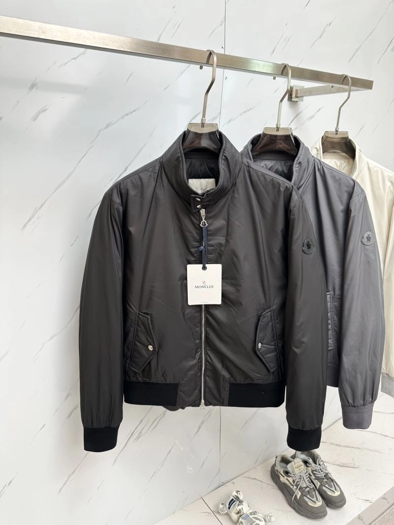 Moncler Down Jackets Functional 144300