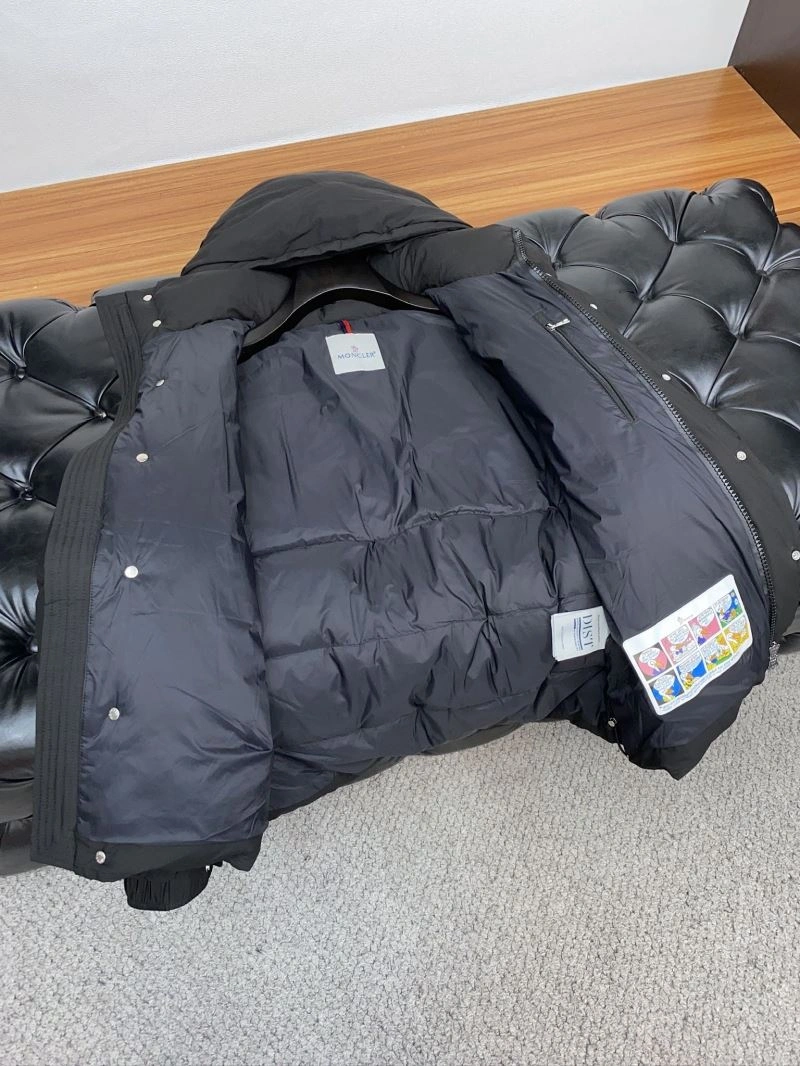 Moncler Down Jackets Stylish 144290