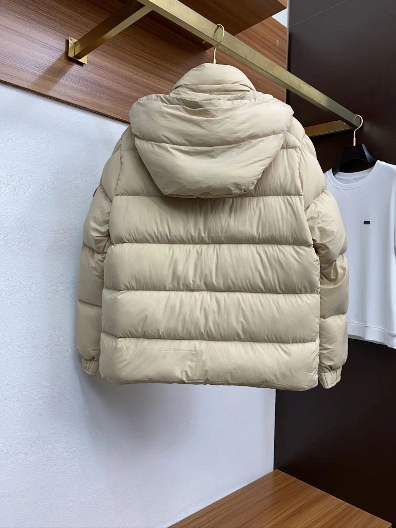 Durable Moncler Down Jackets 144285