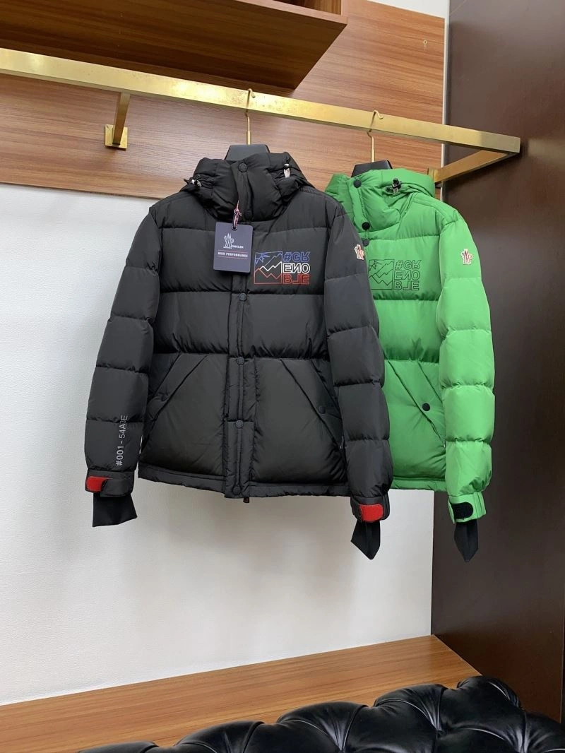 Moncler Down Jackets Cozy 144284