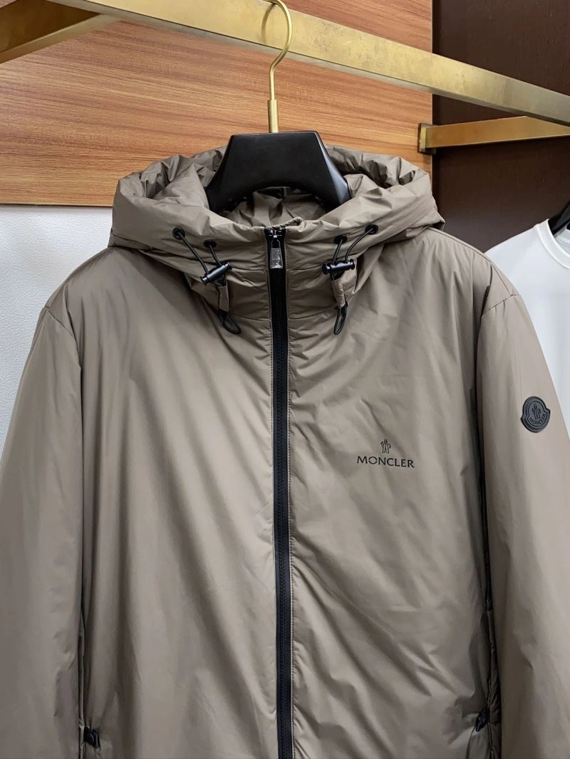 Snug Moncler Down Jackets 144282