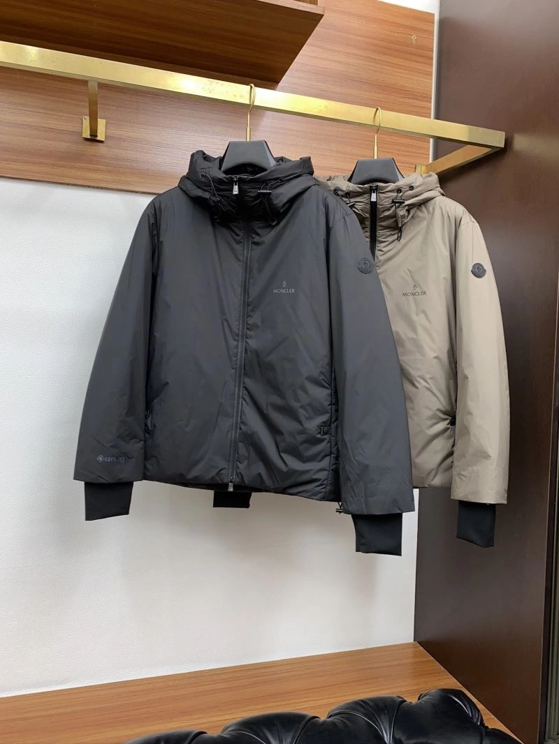 Snug Moncler Down Jackets 144282
