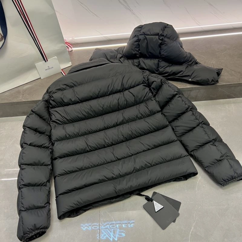 Moncler Down Jackets Tailored 144276