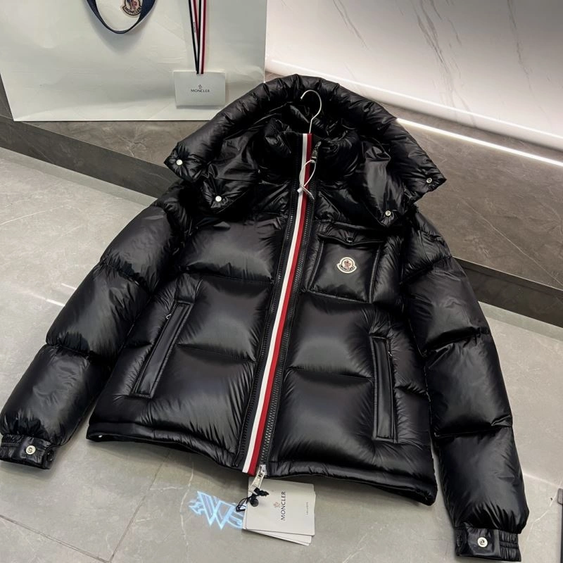 Moncler Down Jackets Versatile 144273