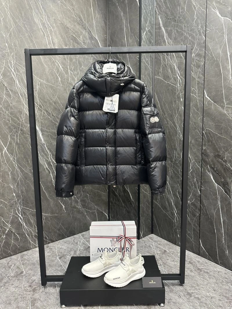 Moncler Down Jackets Minimalist 144271