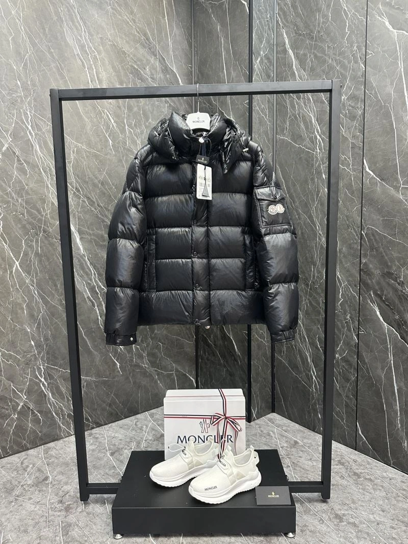 Moncler Down Jackets Minimalist 144271