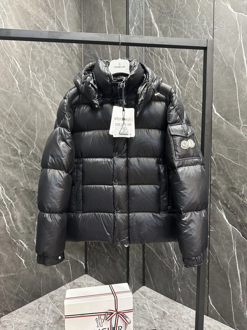Moncler Down Jackets Minimalist 144271