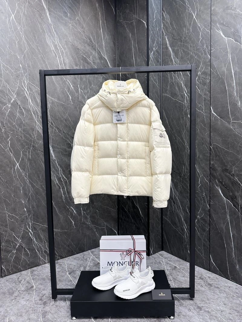 Moncler Down Jackets FashionForward 144268