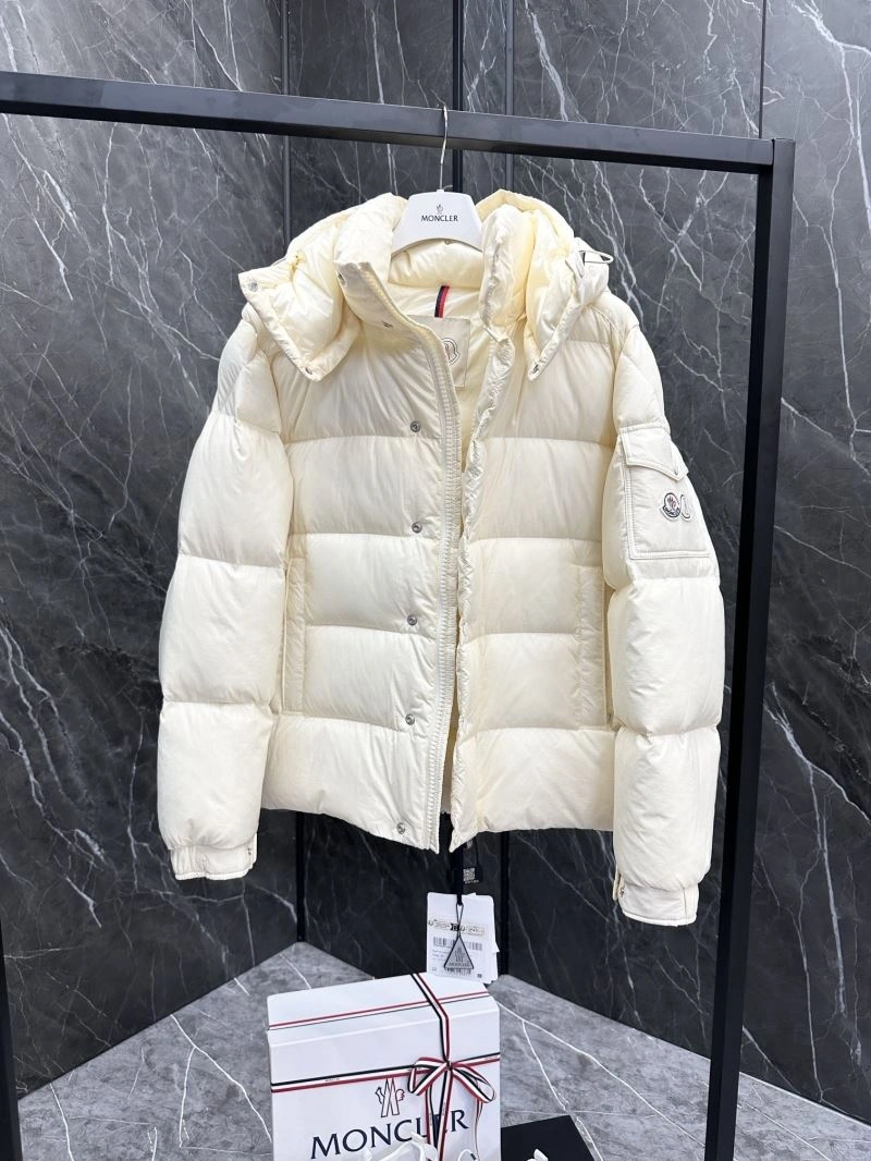 Moncler Down Jackets FashionForward 144268