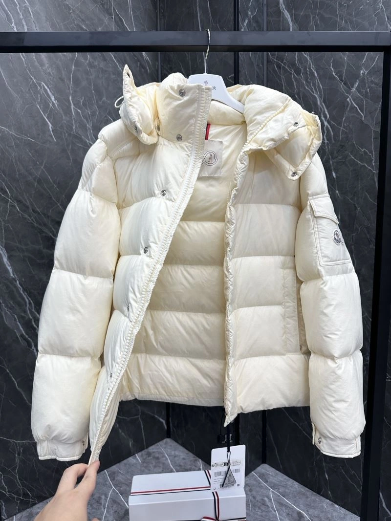 Moncler Down Jackets FashionForward 144268