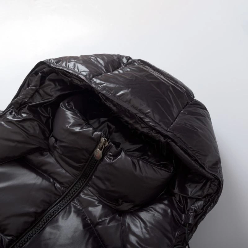 Snug Moncler Down Jackets 144269
