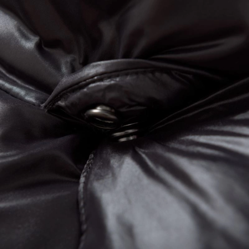 Snug Moncler Down Jackets 144269