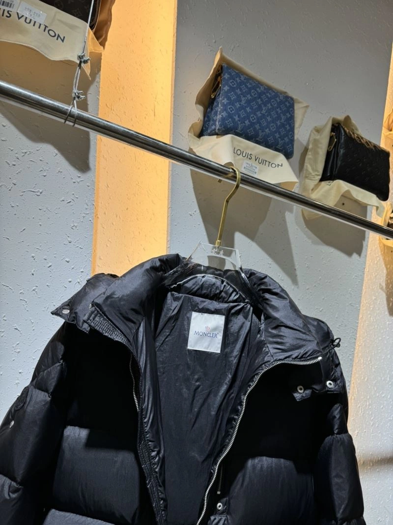 Moncler Down Jackets WellDesigned 144266