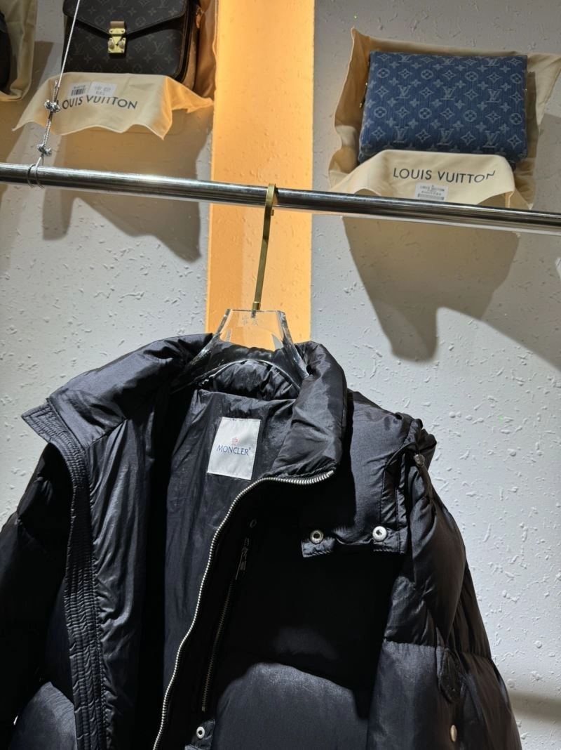 Moncler Down Jackets WellDesigned 144266