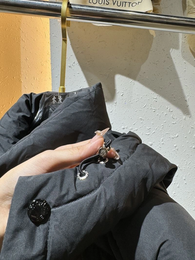 Moncler Down Jackets Versatile 144257